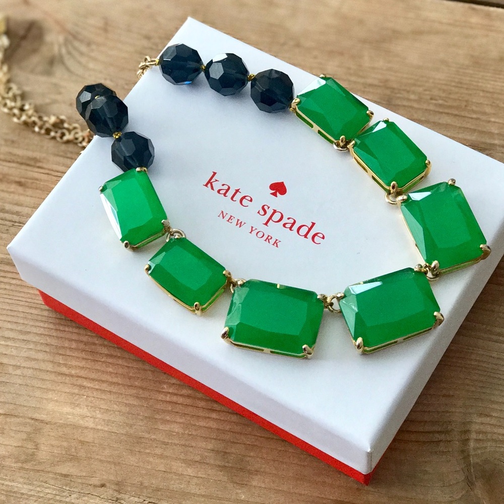 💕FLASH SALE 💕Kate Spade Green Statement Necklace