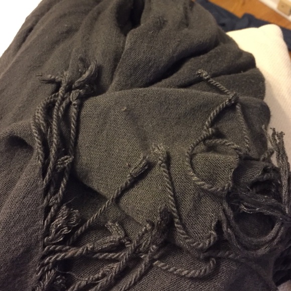 Scarf - Picture 4 of 4