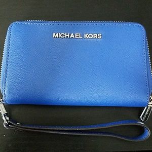 Michael Kors wristlet