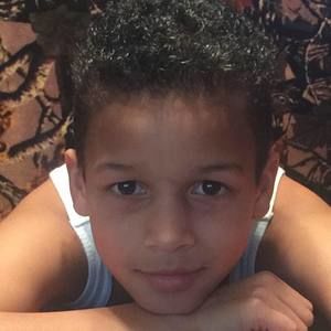 Meet your Posher, Sylvia