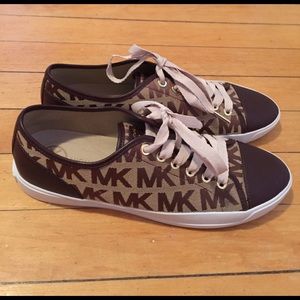 🆕Michael Kors Tennis Shoes