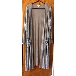 NWOT LulaRoe Sarah cardigan