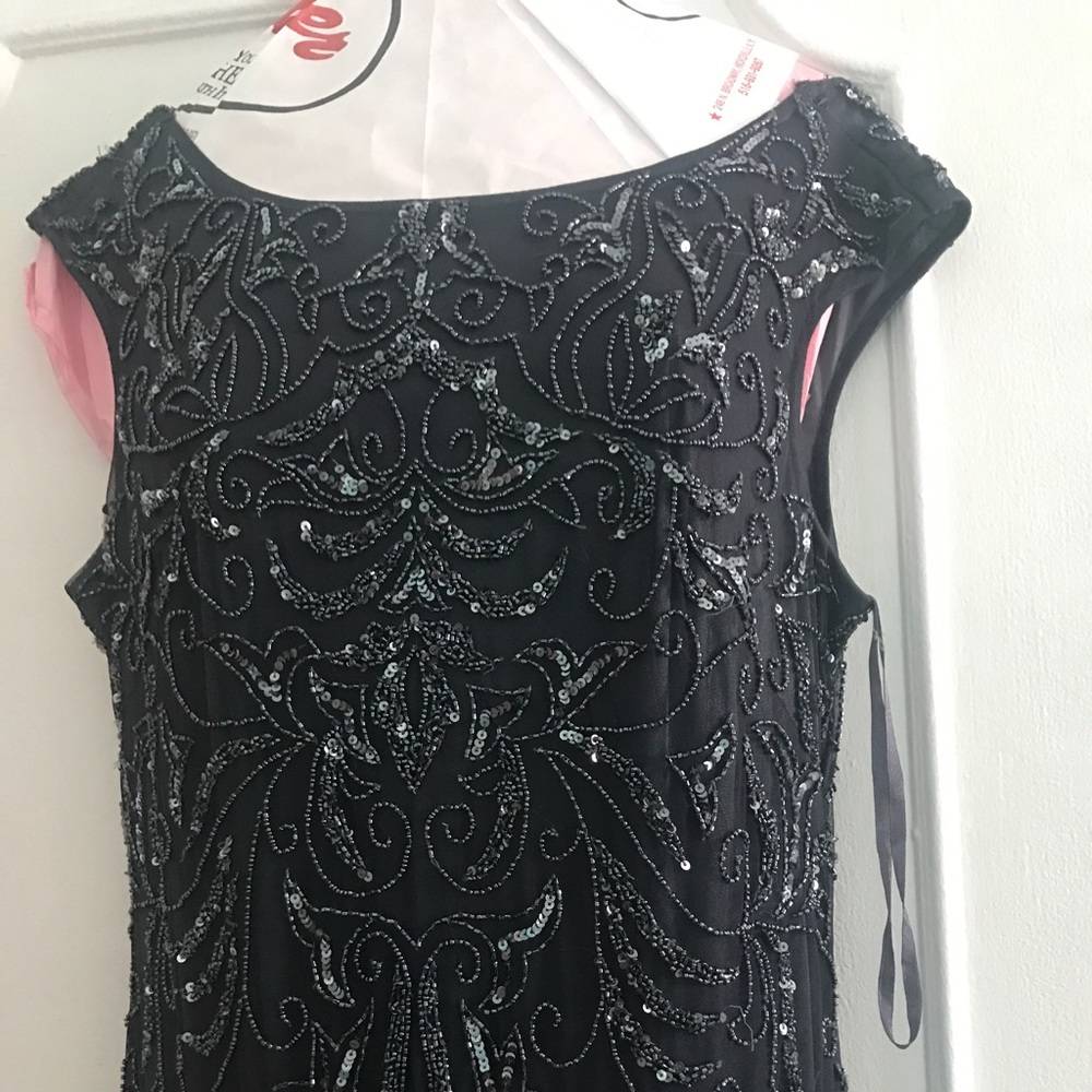 Adrianna papell navy sequin gown - Picture 2 of 4