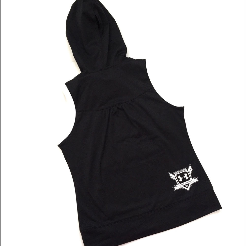 ⚽️UNDER RAMOUR SLEEVELESS HOODIE - Picture 2 of 6