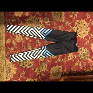 Ultracor athlesiure tech leggings XS