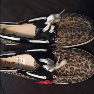 Size 10 leopard boats