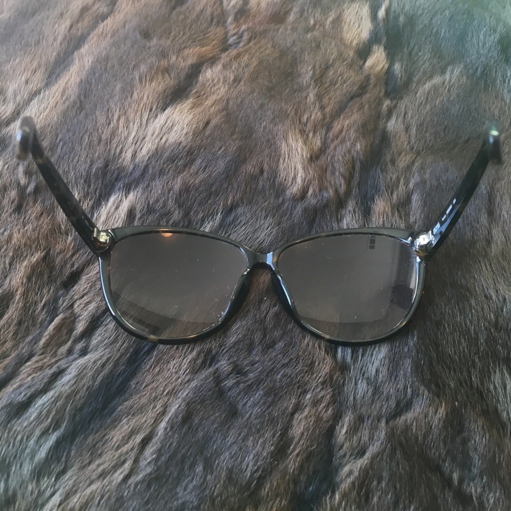 Michael Kors Sunglasses._2