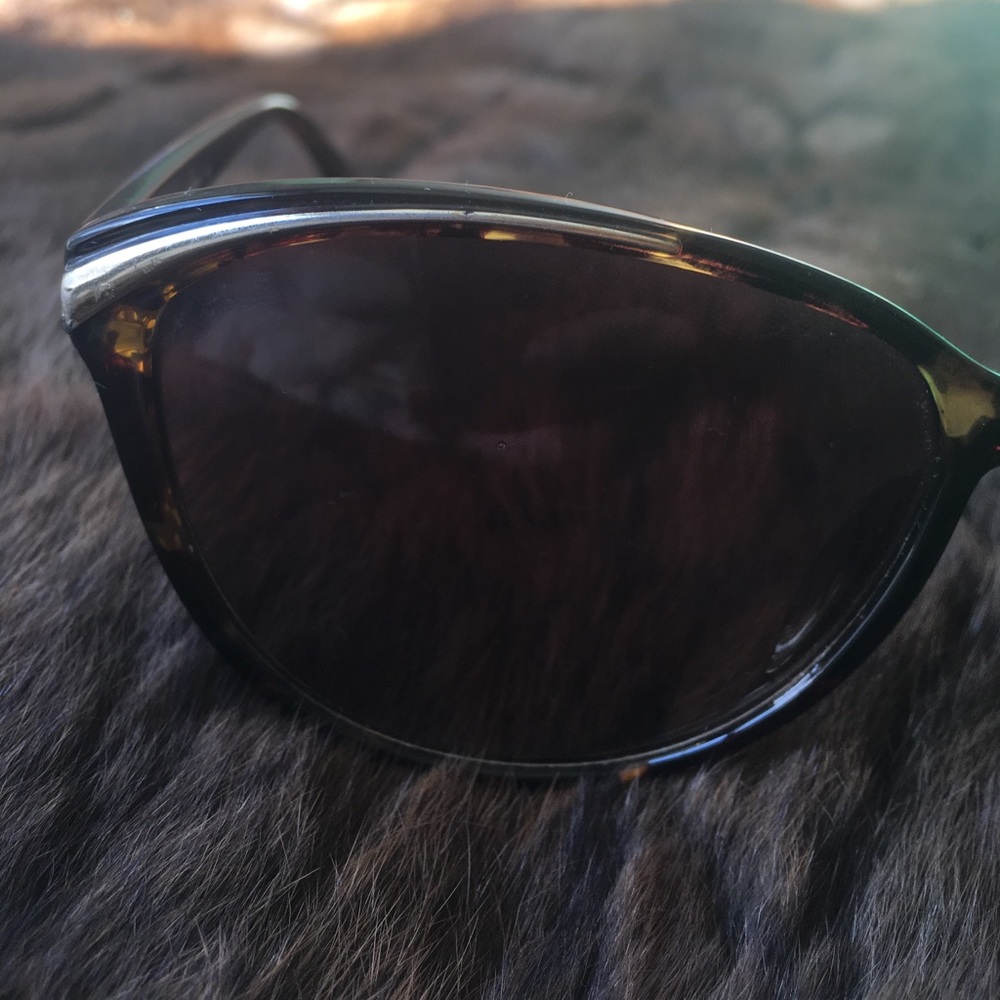 Michael Kors Sunglasses._5