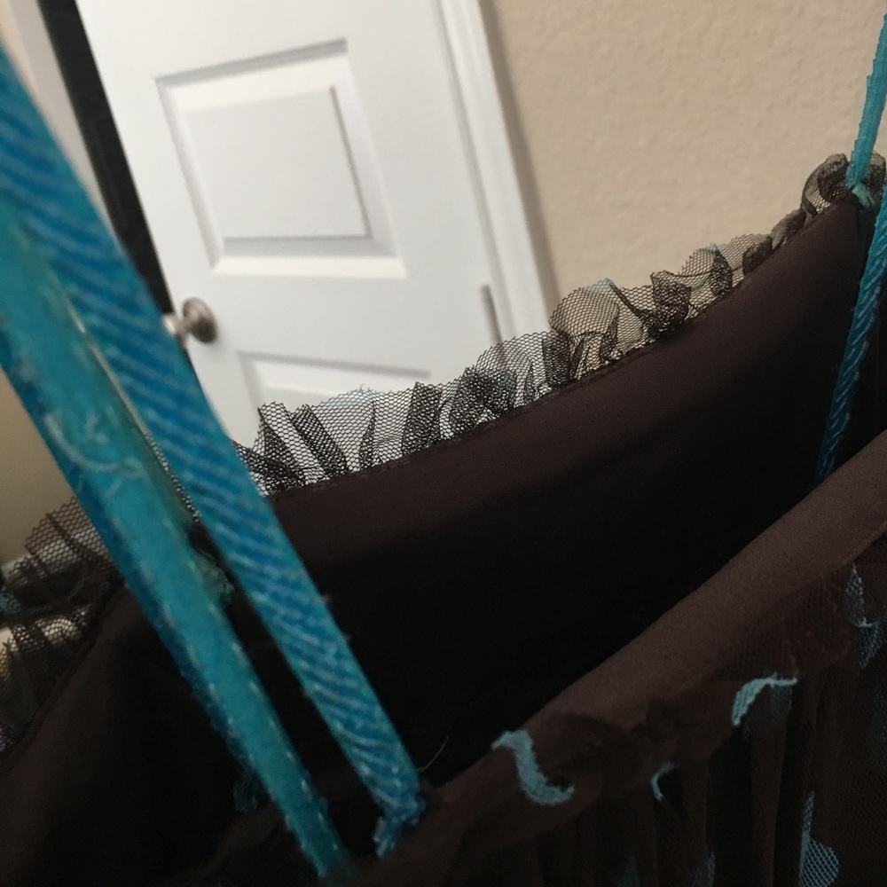 Dress - Picture 2 of 2