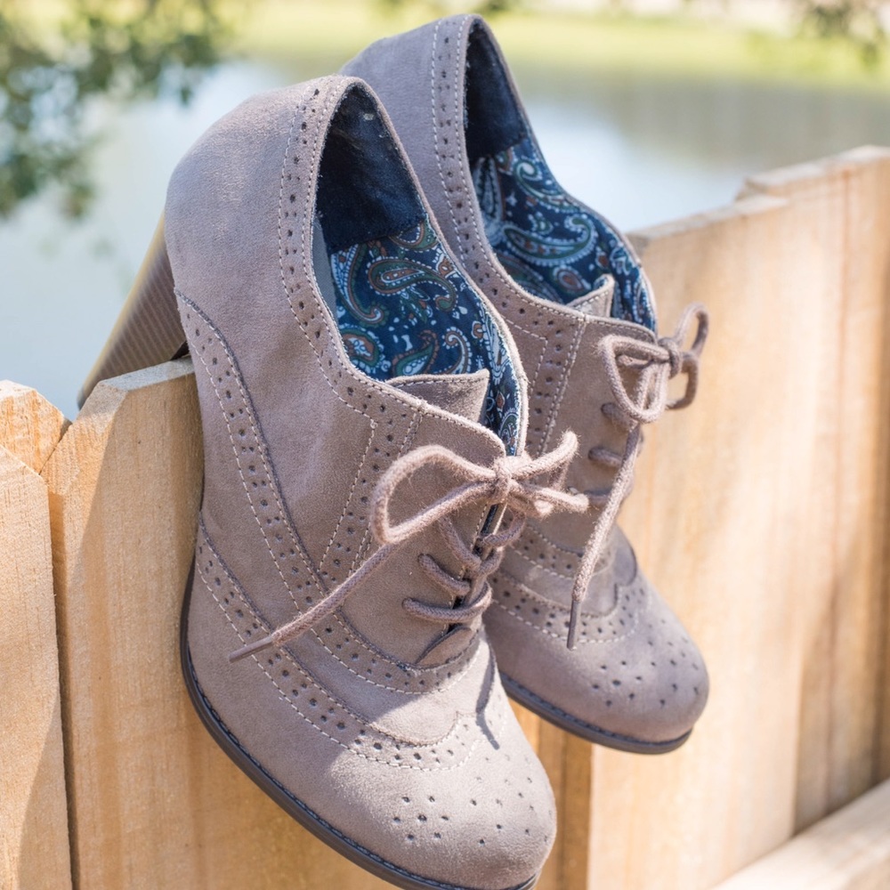 Fioni Booties