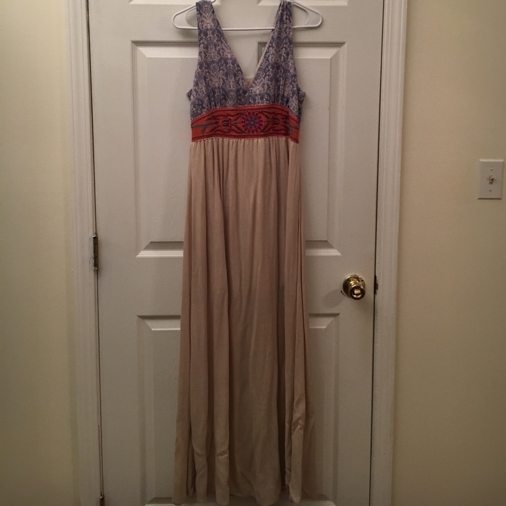 Maxi dress