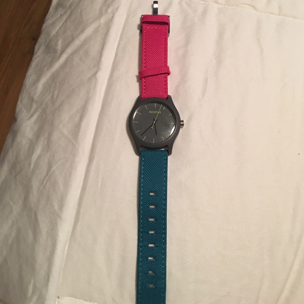 Nixon watch