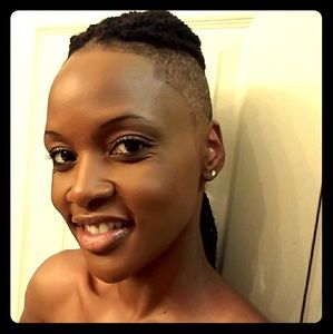 Meet your Posher, Fatima