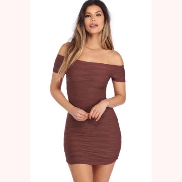 Windsor Burgundy Mini - Picture 4 of 4