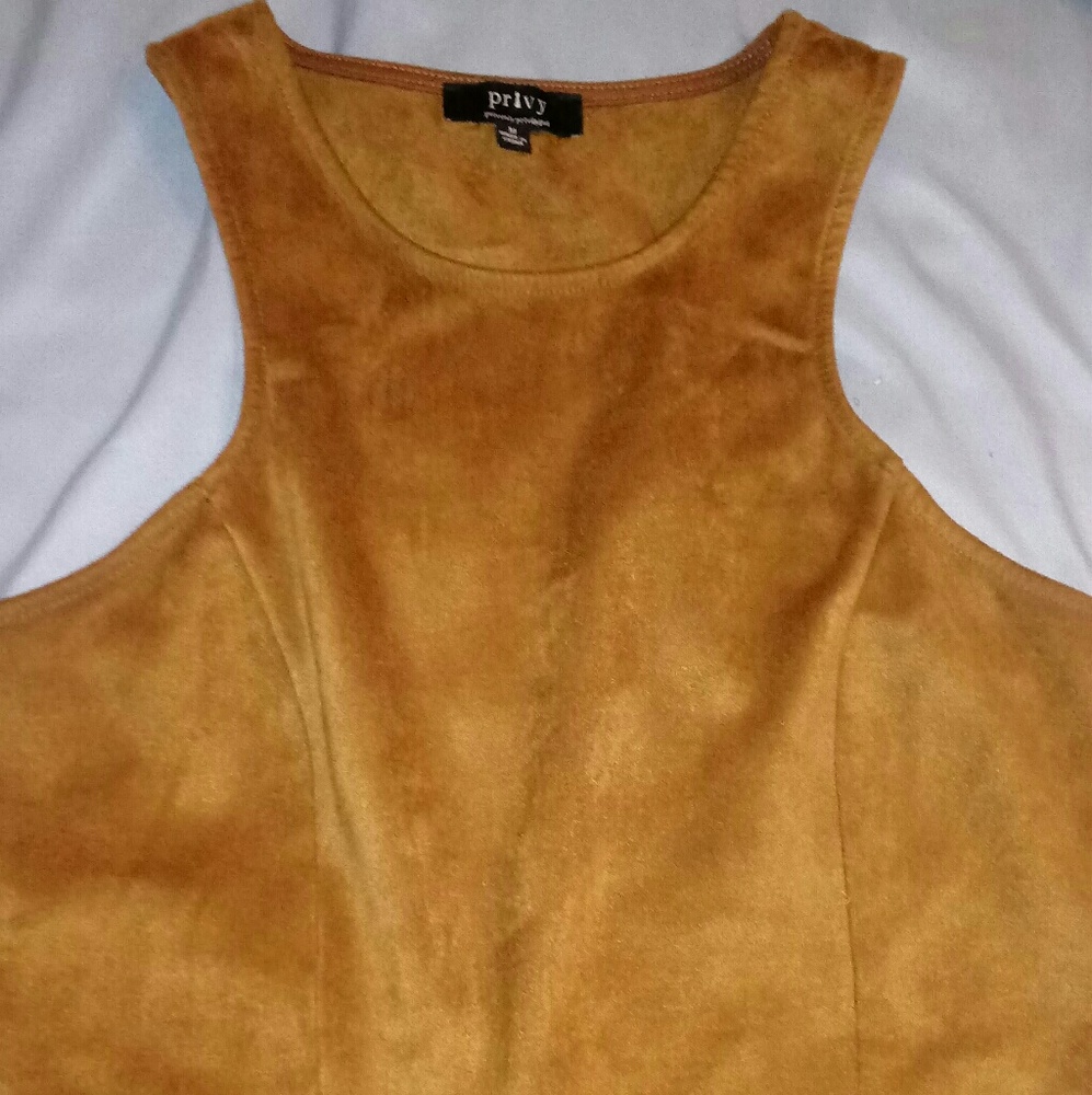 Crop top shirt with matching skirt