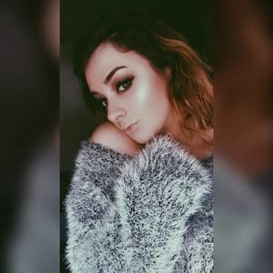 Meet your Posher, Tina