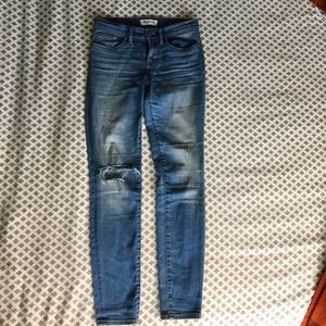 Madewell ripped skinny skinny jeans