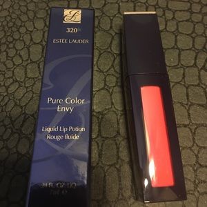 Estée Lauder liquid lip potion