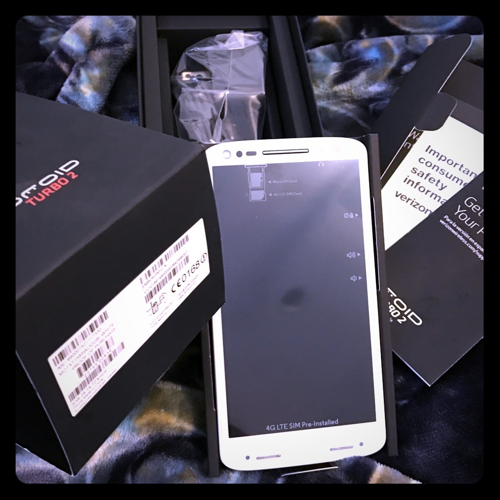 Droid turbo 2 4G LTE SIM by Motorola. Brand new.