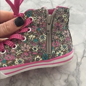 Genuine high top, zip-up shoes