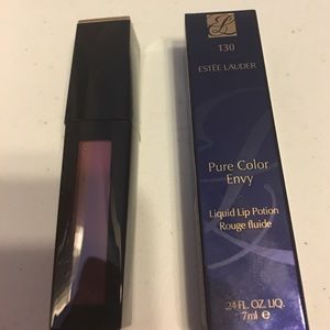 Estée Lauder liquid lip
