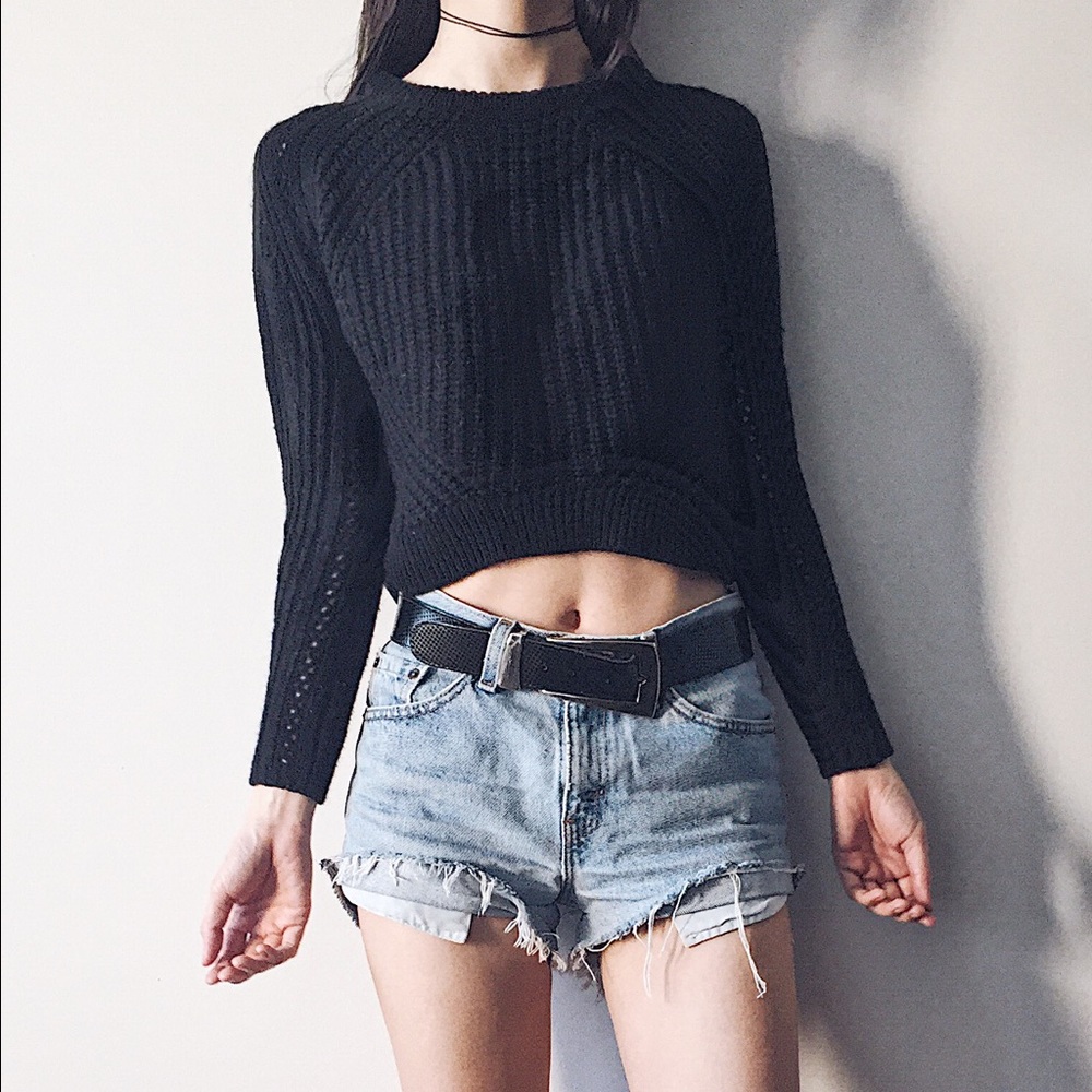 Pull & Bear Black Crop Sweater
