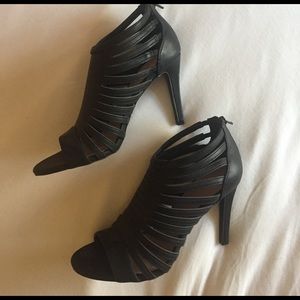 NEVER WORN LAUREN CONRAD HEELS