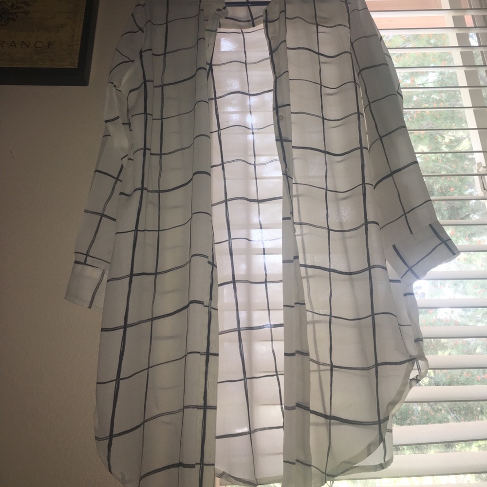 Oversized Blouse - Picture 3 of 3