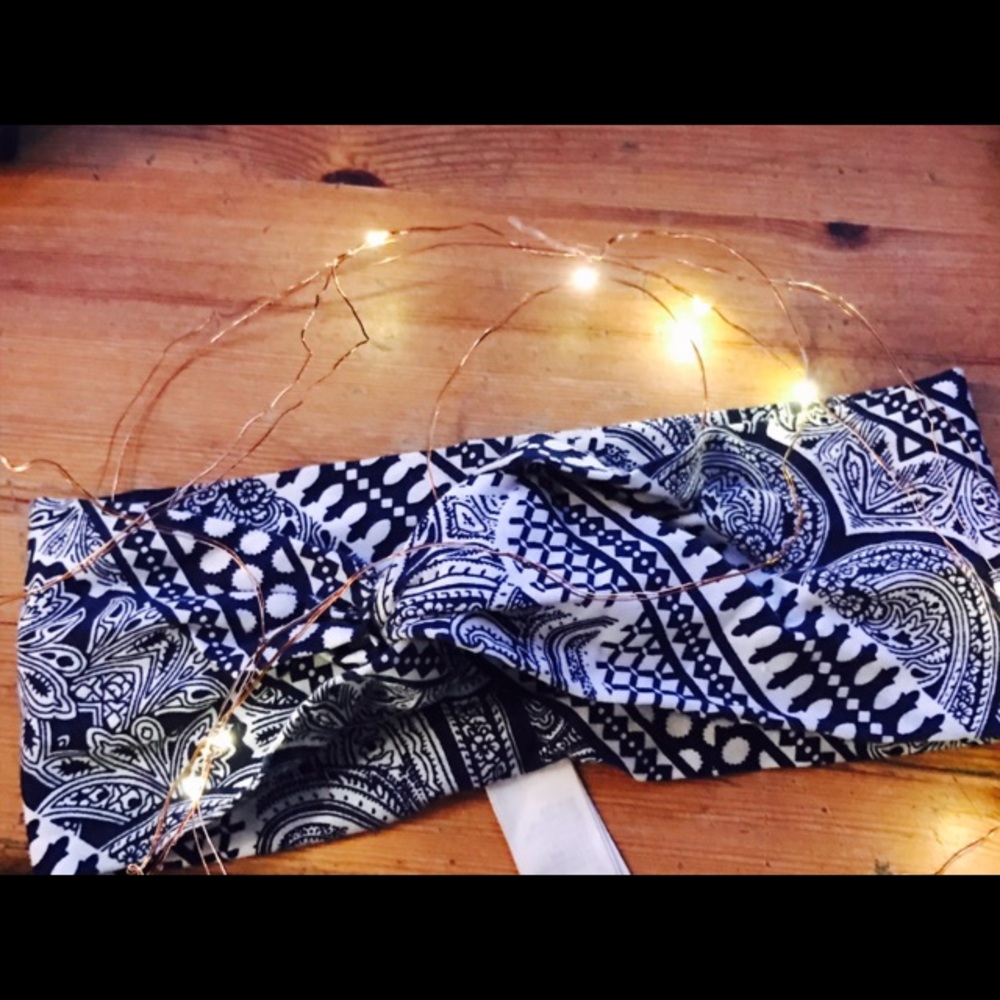 H & M blue headband