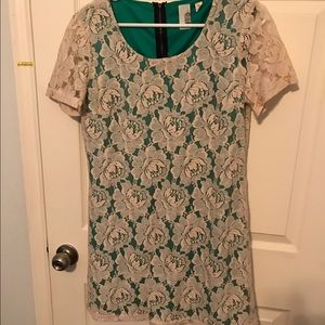 Green lace mini dress