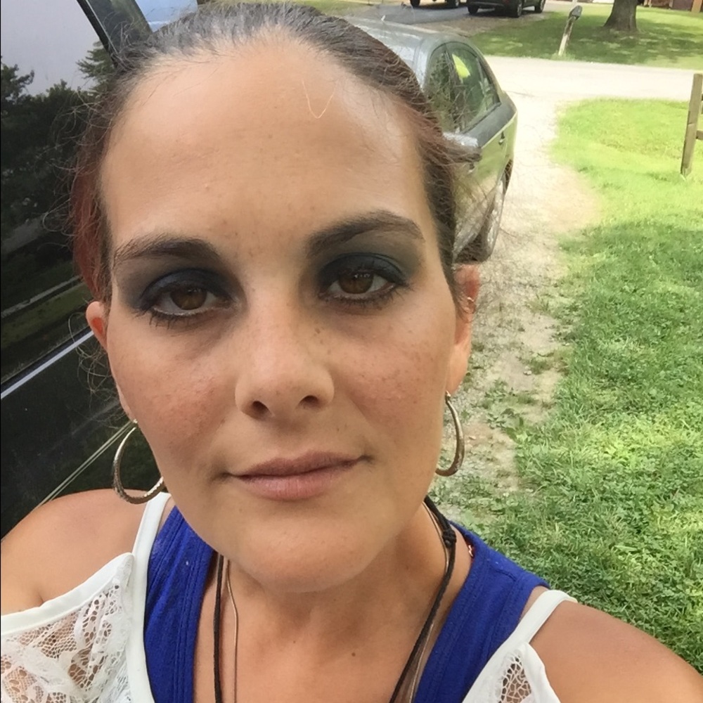 Meet your Posher, Megan