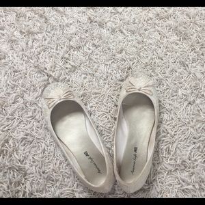 White American Eagle Dress Shoes