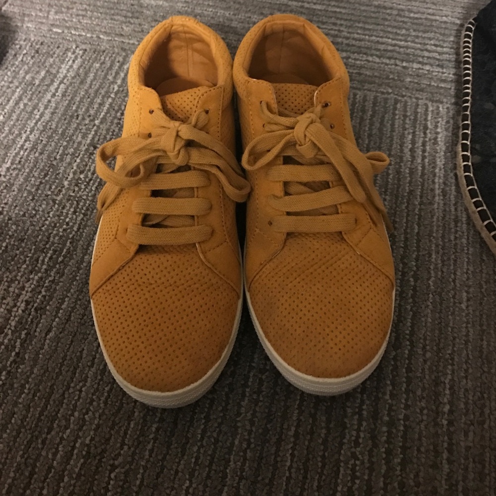 Women shoes