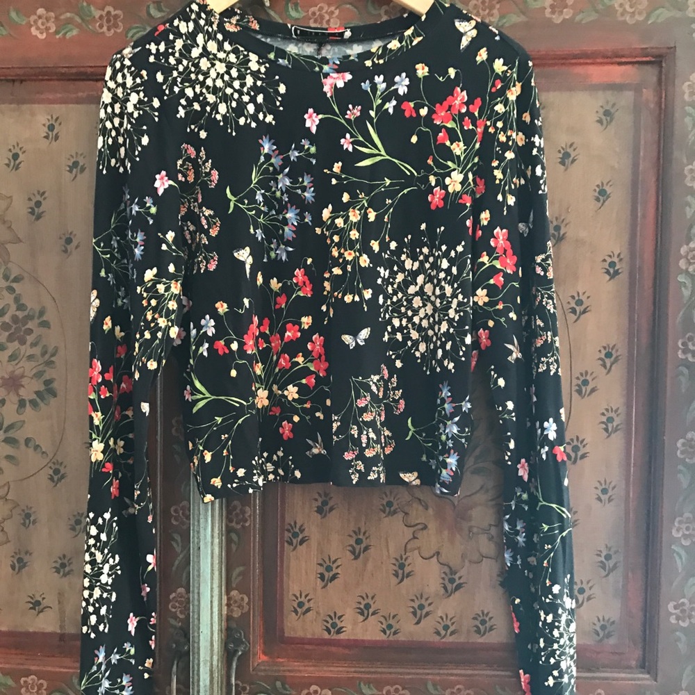 Alice + Olivia floral cropped top