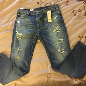 Distressed Levi's Jeans 511 Slim