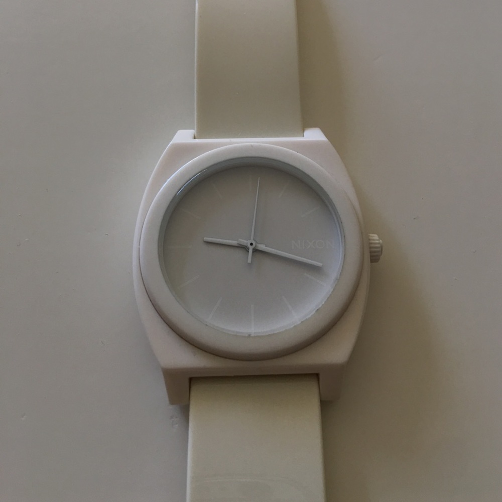 Nixon Watch The Time Teller P
