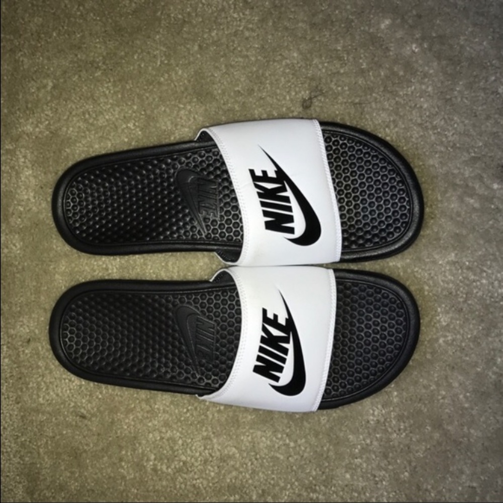 Nike slides