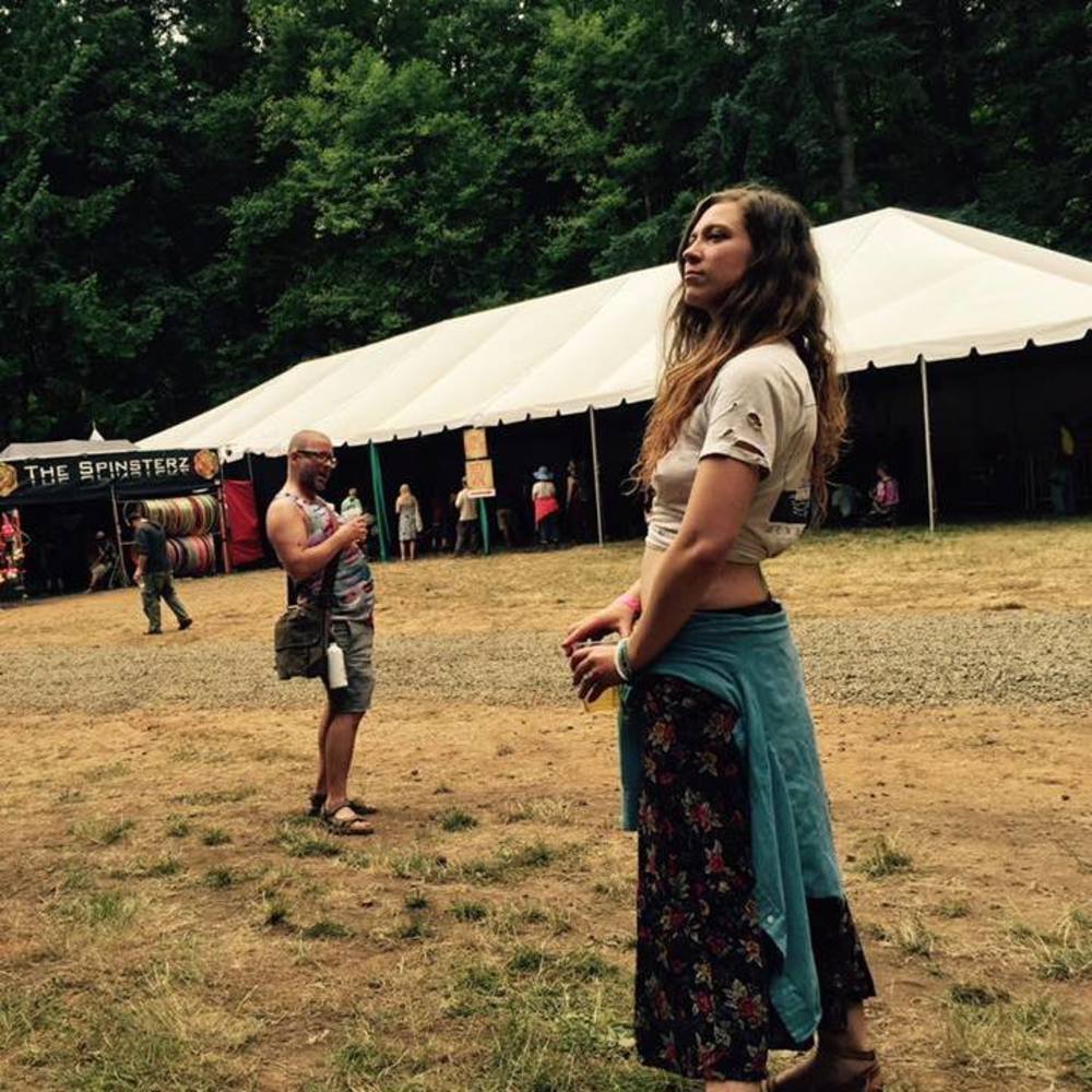 Meet your Posher, Crystal