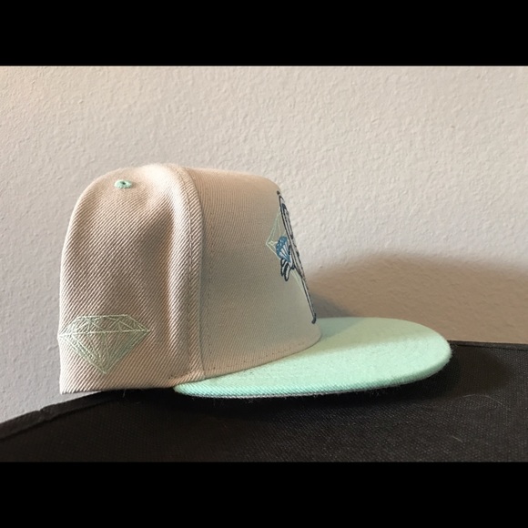 SnapBack hat - Picture 2 of 4