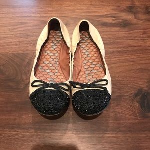 Sam Edelman contrast flats.