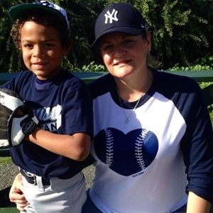 NAVY stitched heart Raglan