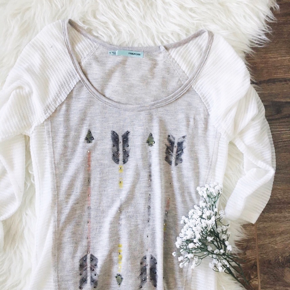 maurices • 3/4 sleeve arrows top