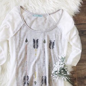 maurices • 3/4 sleeve arrows top