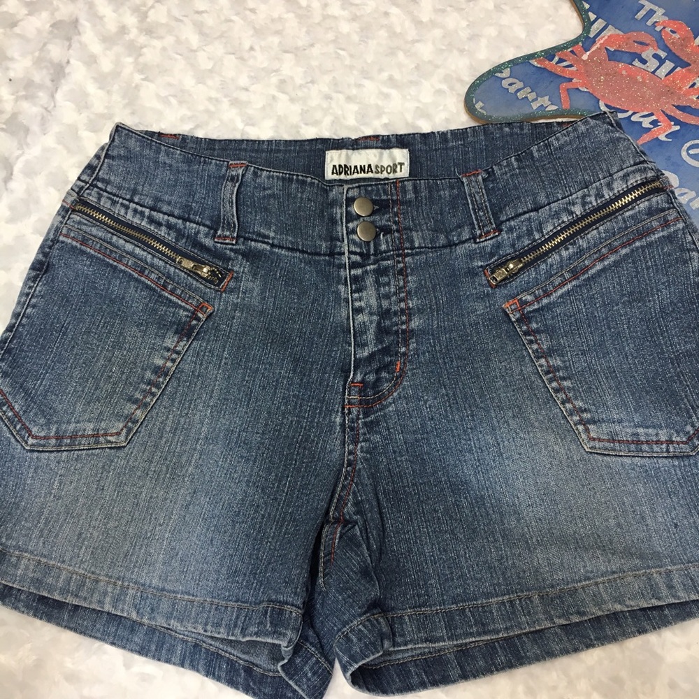 Adriana sport womans short jeans