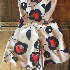 Cute Floral Romper Size XS/S