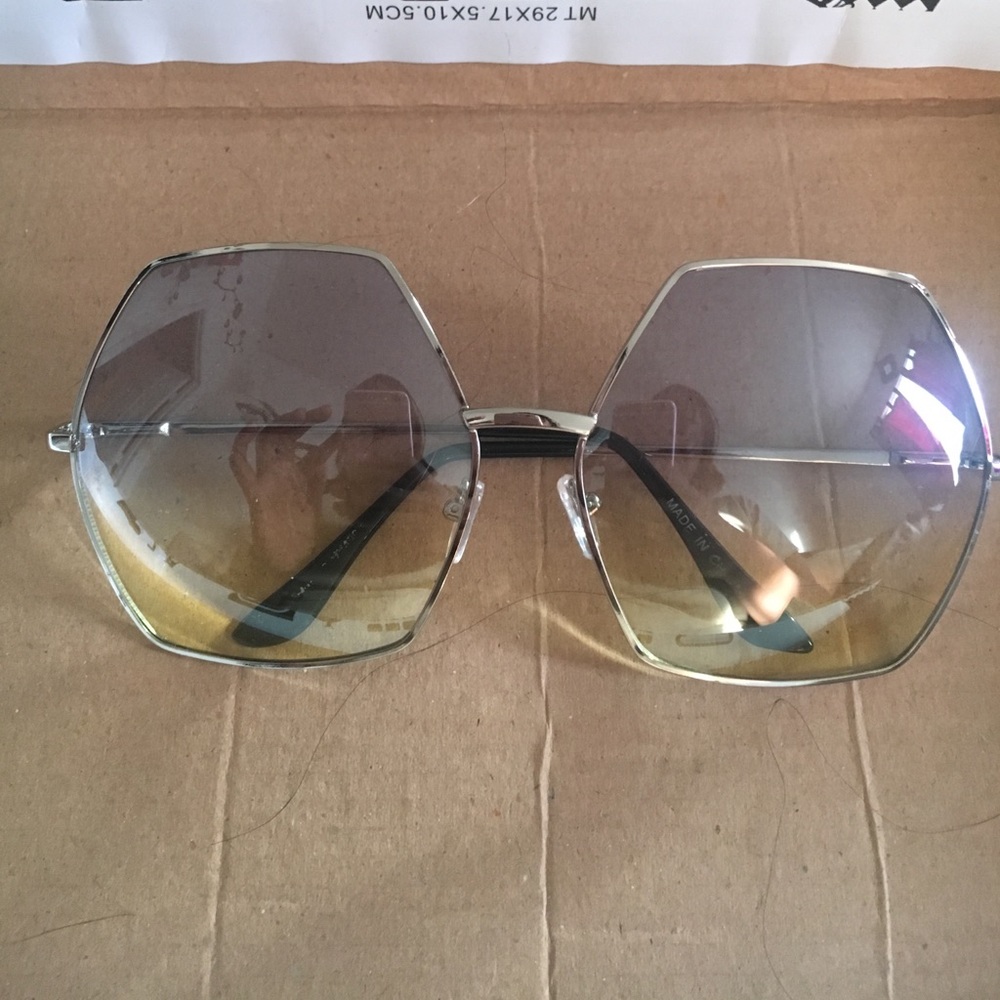 Blue green Lens sunglasses