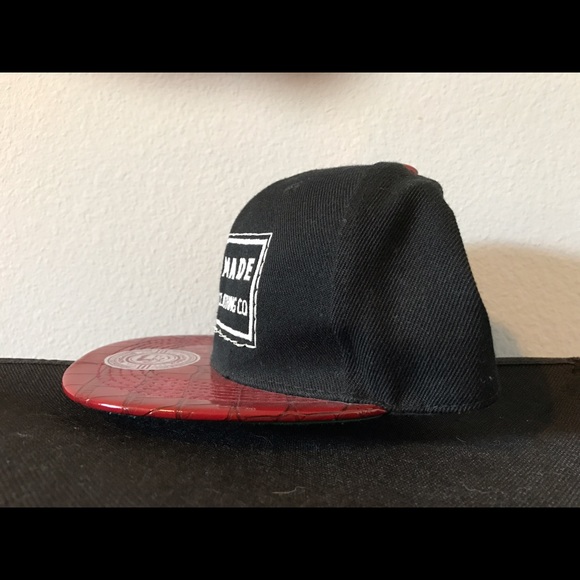 SnapBack hat - Picture 2 of 3