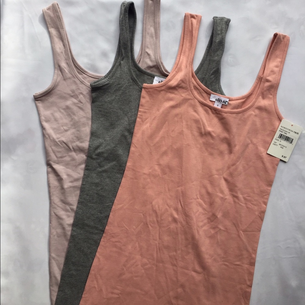 ❤MOVING SALE❤Abound tank top bundle