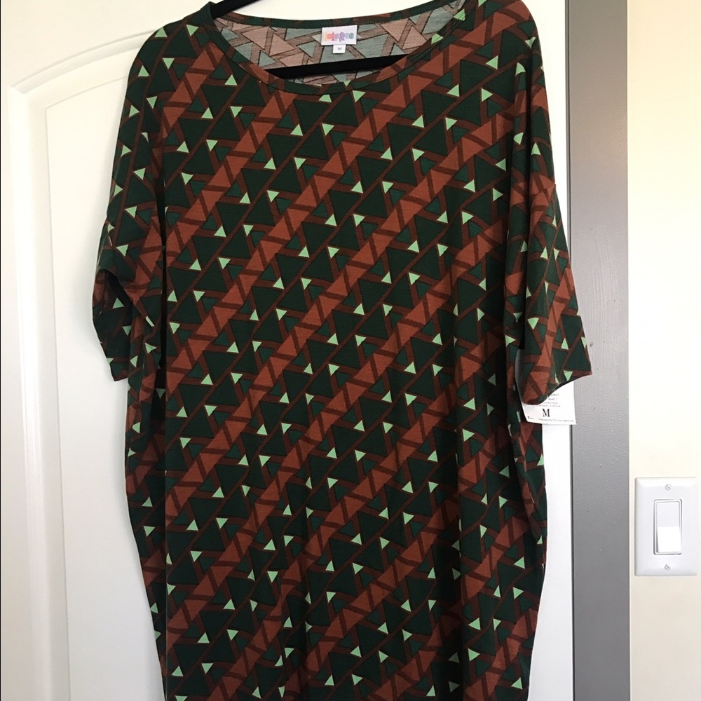 Lularoe Irma top