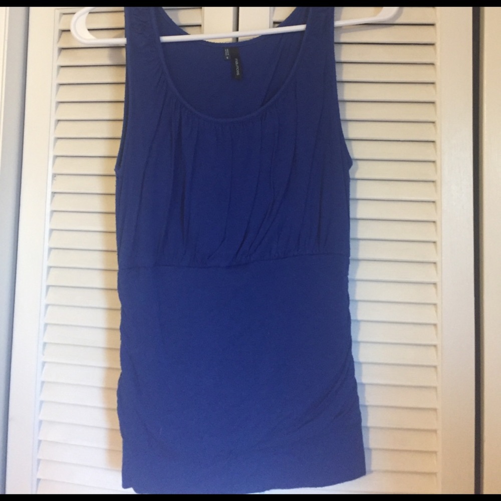 Blue tank top! Very flattering!